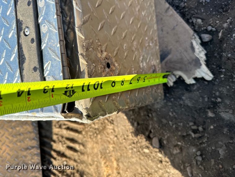 image for item DQ0707 (3) toolboxes