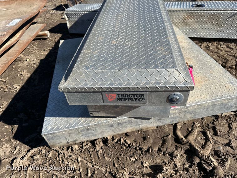 image for item DQ0707 (3) toolboxes