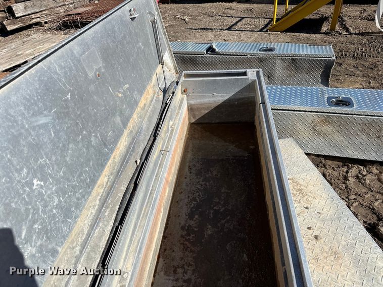 image for item DQ0707 (3) toolboxes