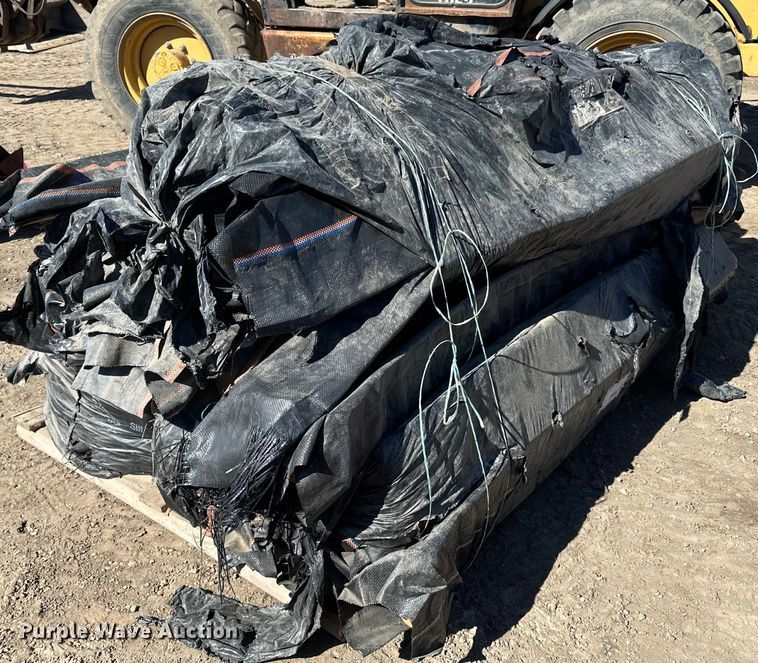 image for item DQ0710 Approx. 45 silt logs