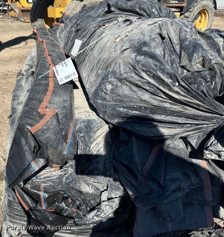 image for item DQ0710 Approx. 45 silt logs