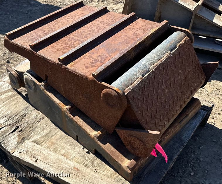 image for item DQ0711 (2) sets of ramps