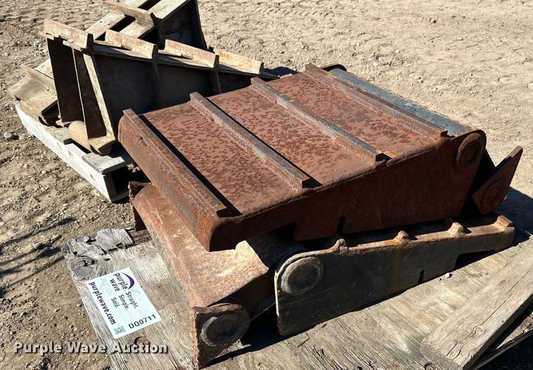 image for item DQ0711 (2) sets of ramps