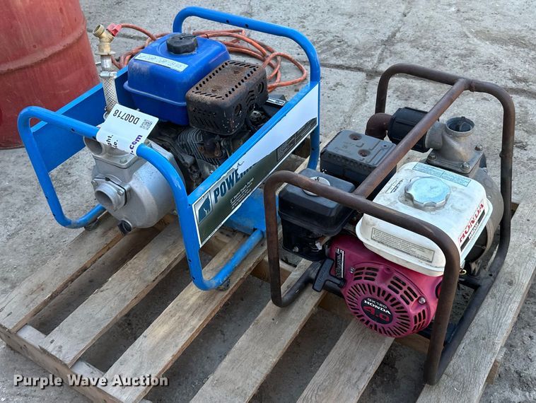 image for item DQ0718 (2) Pumps