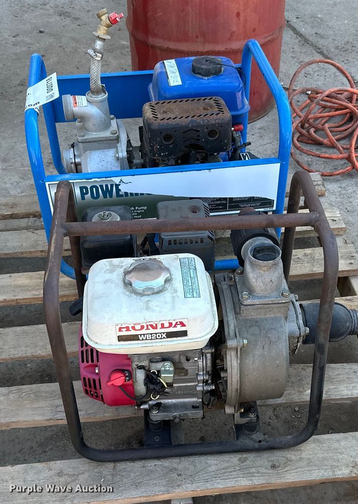 image for item DQ0718 (2) Pumps