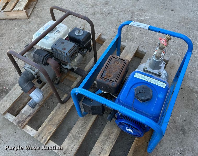 image for item DQ0718 (2) Pumps