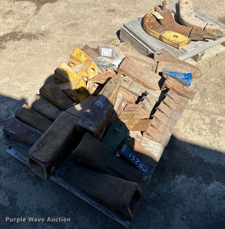 image for item DQ0721 Teeth 