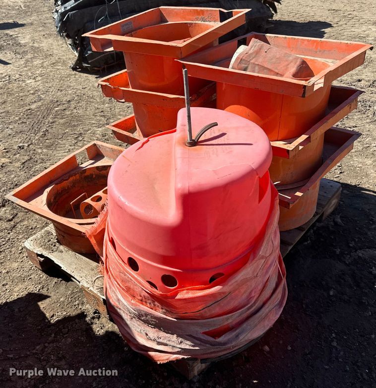 image for item DQ0729 Wimco  curb and gutter road drain 