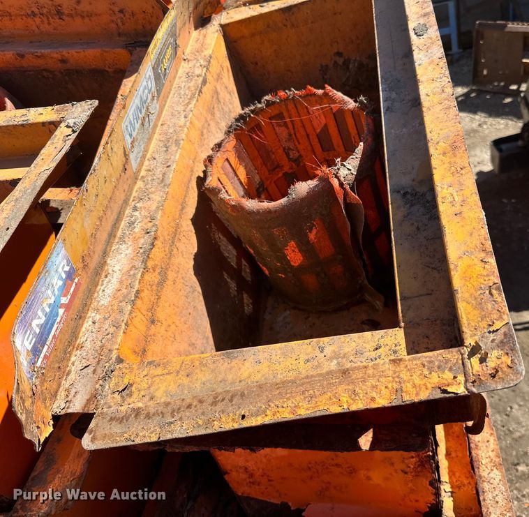 image for item DQ0729 Wimco  curb and gutter road drain 