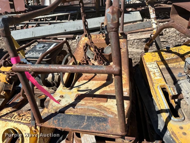 image for item DQ0731 Wacker plate compactor parts