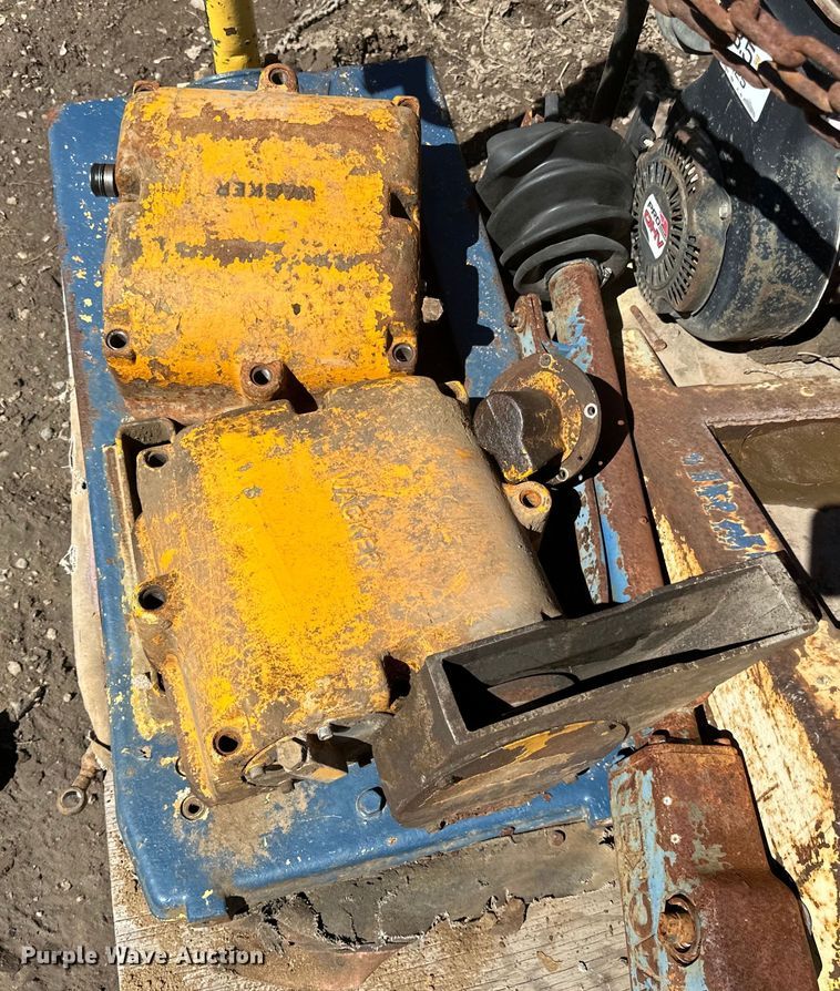 image for item DQ0731 Wacker plate compactor parts