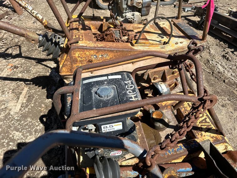 image for item DQ0731 Wacker plate compactor parts