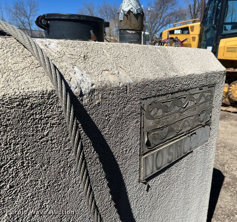 image for item DQ0733 ConVault  Oldcastle tank 