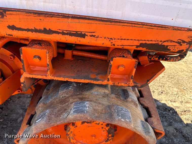 image for item DQ0734 Amerimax  P33/20 trench compactor