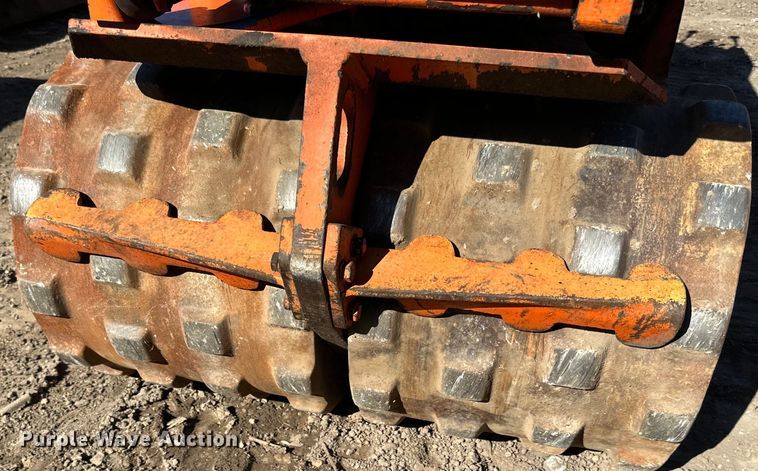 image for item DQ0734 Amerimax  P33/20 trench compactor