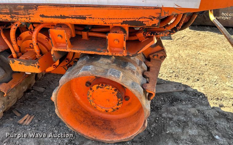 image for item DQ0734 Amerimax  P33/20 trench compactor