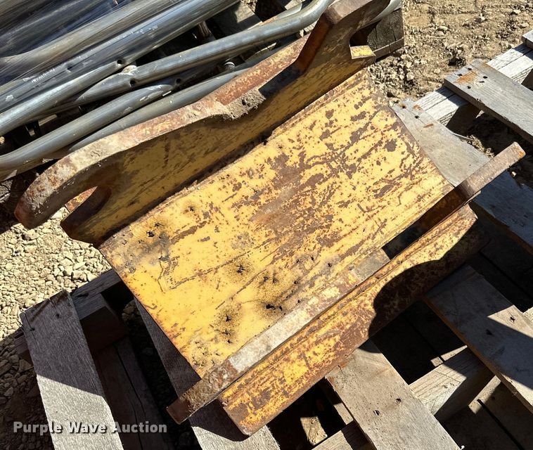 image for item DQ0736 (2) quick couplers 