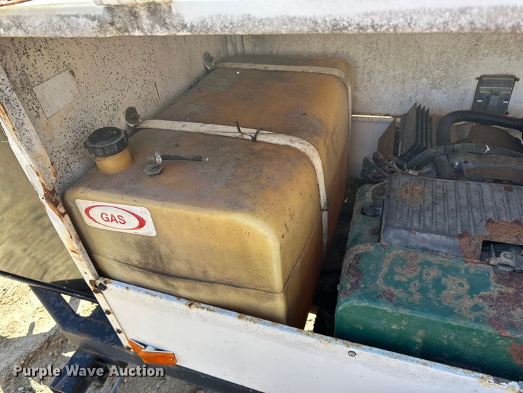 image for item DQ0738 Onan generator