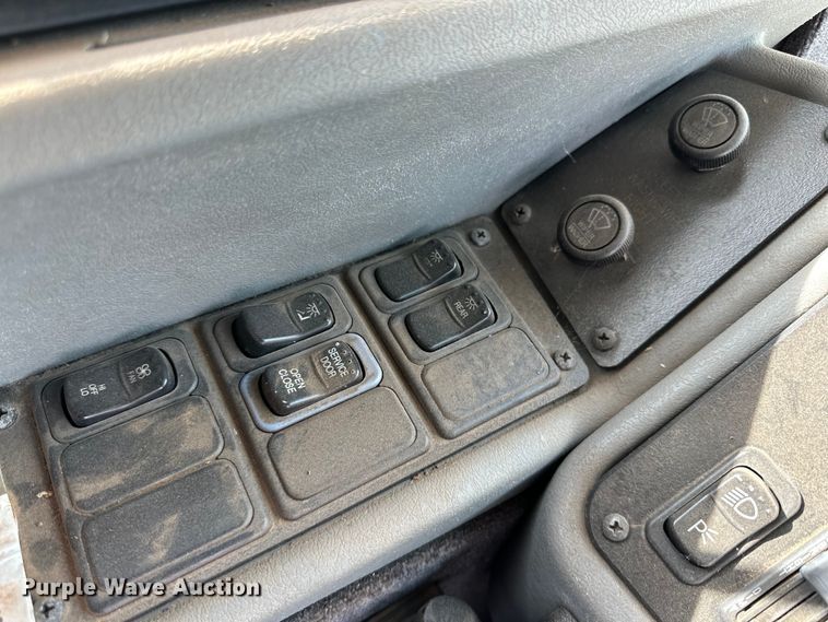 image for item DG4284 2003 Blue Bird coach bus