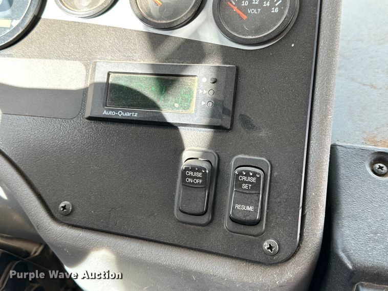 image for item DG4284 2003 Blue Bird coach bus