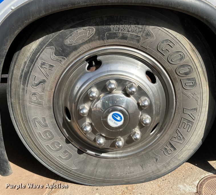 image for item DG4284 2003 Blue Bird coach bus