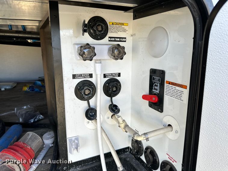 image for item DG4328 2019 Forrest River  Wildwood Heritage Glen LTZ camper