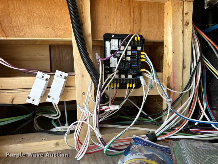 image for item DG4328 2019 Forrest River  Wildwood Heritage Glen LTZ camper