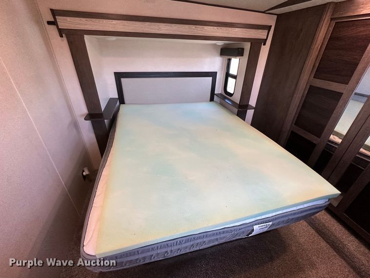 image for item DG4328 2019 Forrest River  Wildwood Heritage Glen LTZ camper