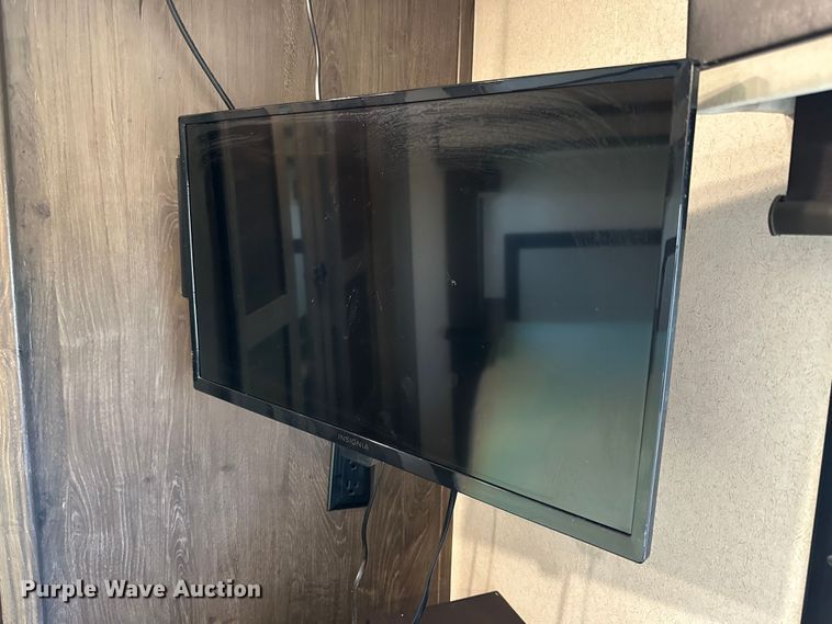 image for item DG4328 2019 Forrest River  Wildwood Heritage Glen LTZ camper