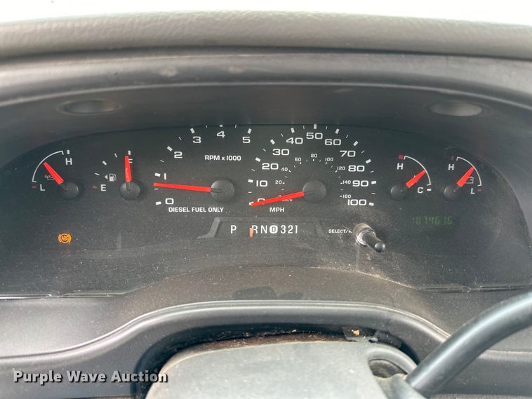 image for item DG4344 2006 Ford E450 shuttle bus