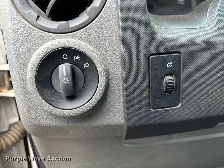 image for item DG4345 2009 Ford  E450 shuttle bus