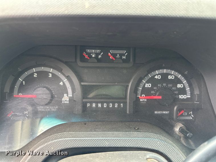 image for item DG4345 2009 Ford  E450 shuttle bus