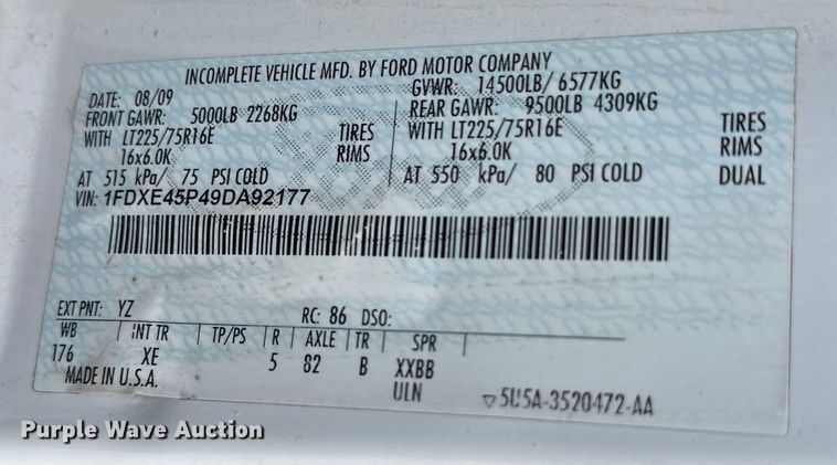 image for item DG4345 2009 Ford  E450 shuttle bus