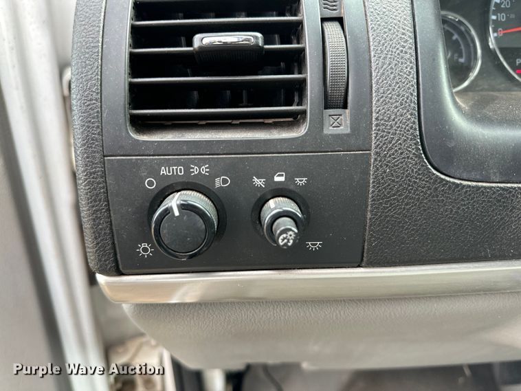 image for item DG4346 2008 Chevrolet Uplander handicap accessible van