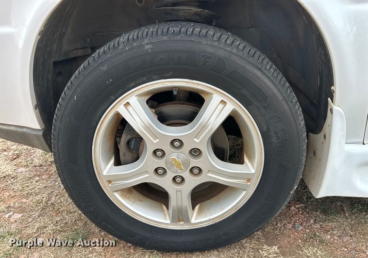 image for item DG4346 2008 Chevrolet Uplander handicap accessible van