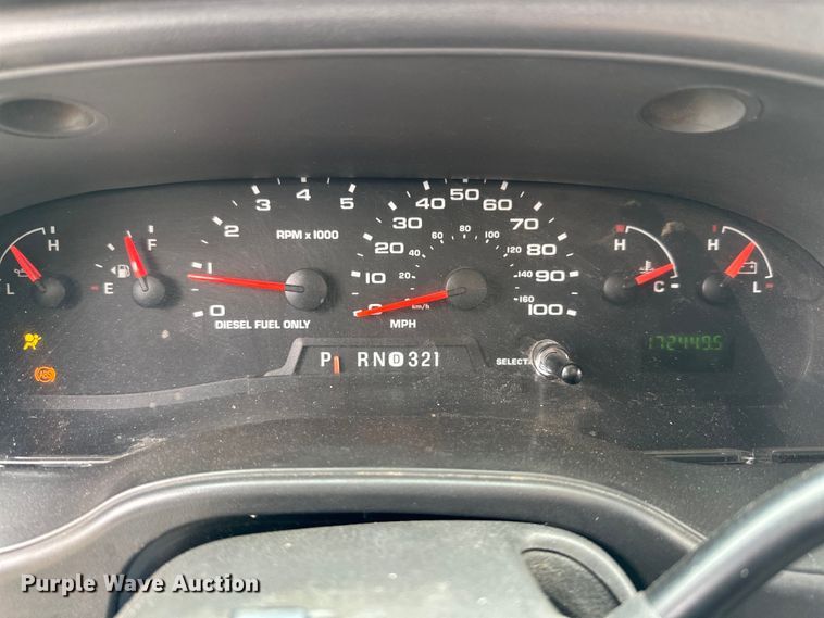 image for item DG4347 2007 Ford E450 shuttle bus