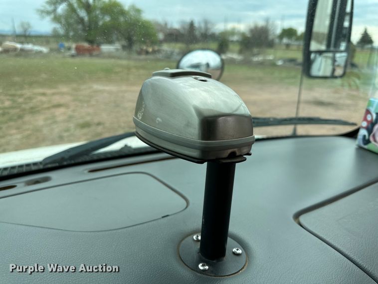 image for item DG4347 2007 Ford E450 shuttle bus