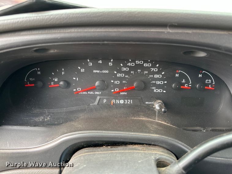 image for item DG4348 2006 Ford E450 shuttle bus