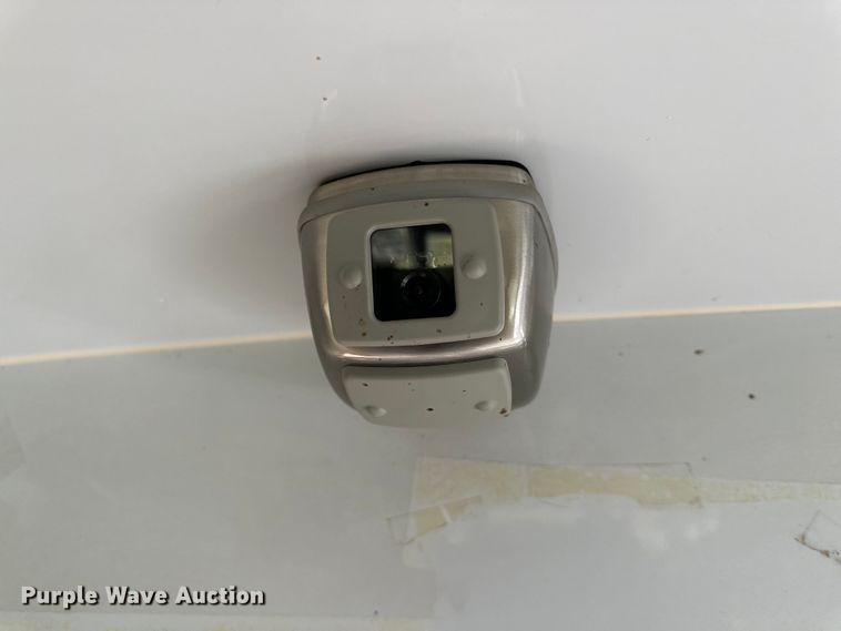 image for item DG4348 2006 Ford E450 shuttle bus