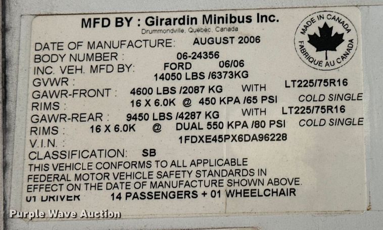 image for item DG4348 2006 Ford E450 shuttle bus
