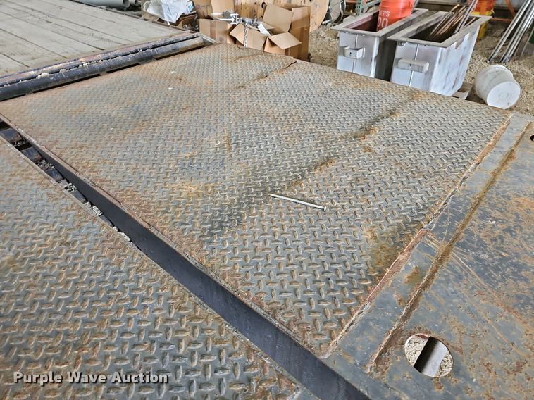 image for item DM1575 2013 Titan DF6332 equipment trailer