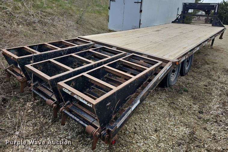 image for item DM1579 2007 Starlite 8625D0VETAGN equipment trailer