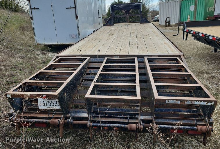 image for item DM1579 2007 Starlite 8625D0VETAGN equipment trailer