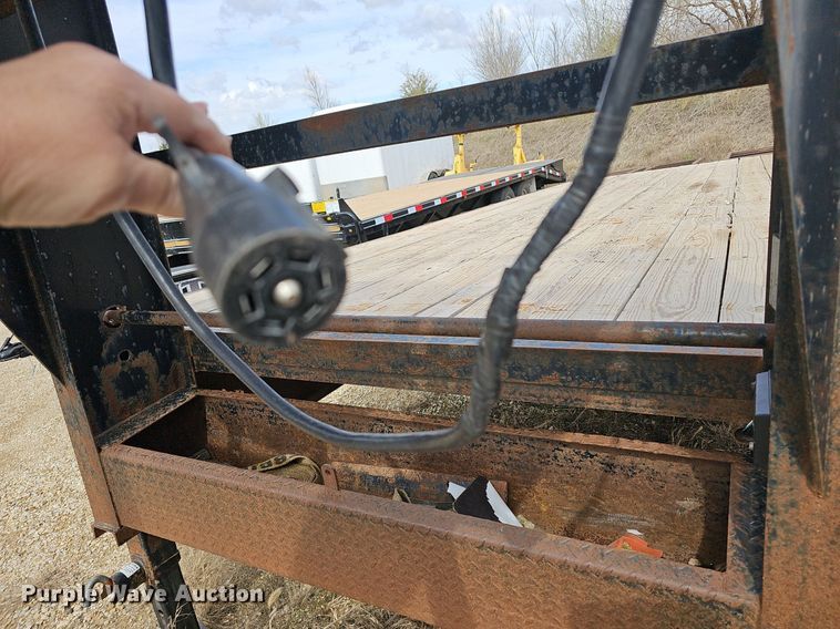 image for item DM1579 2007 Starlite 8625D0VETAGN equipment trailer