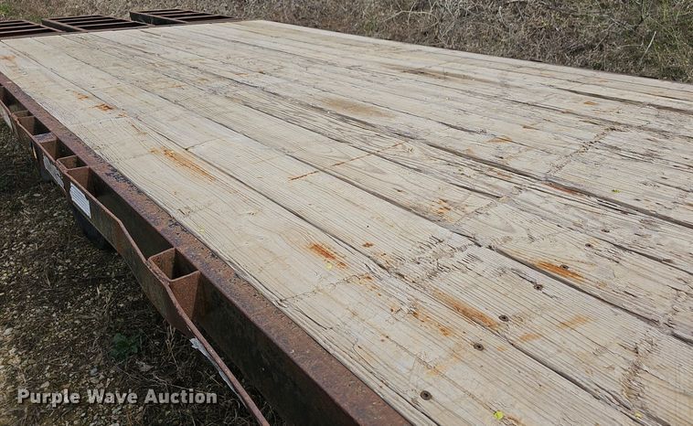 image for item DM1579 2007 Starlite 8625D0VETAGN equipment trailer