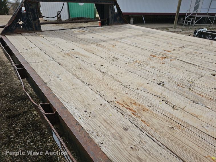 image for item DM1579 2007 Starlite 8625D0VETAGN equipment trailer