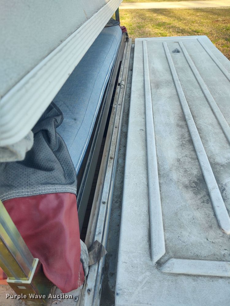 image for item DM1583 1995 Jayco Eagle Series 10 camper