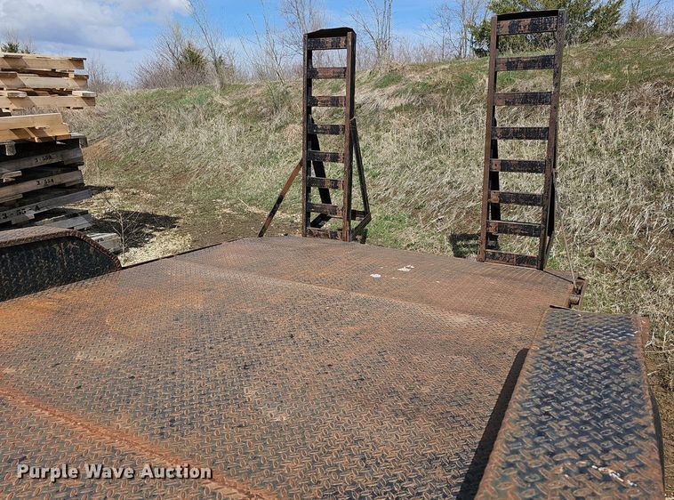 image for item DM1600 2003 Target equipment trailer