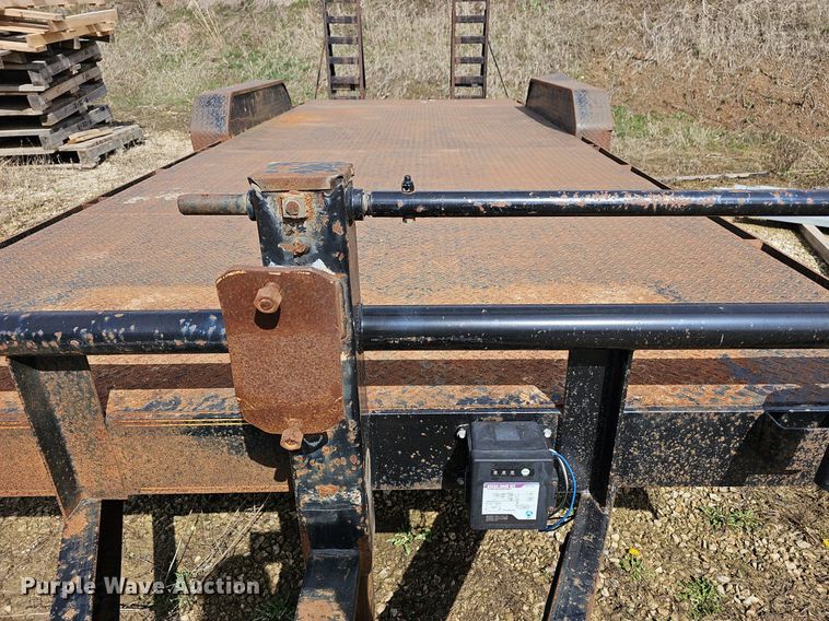 image for item DM1600 2003 Target equipment trailer