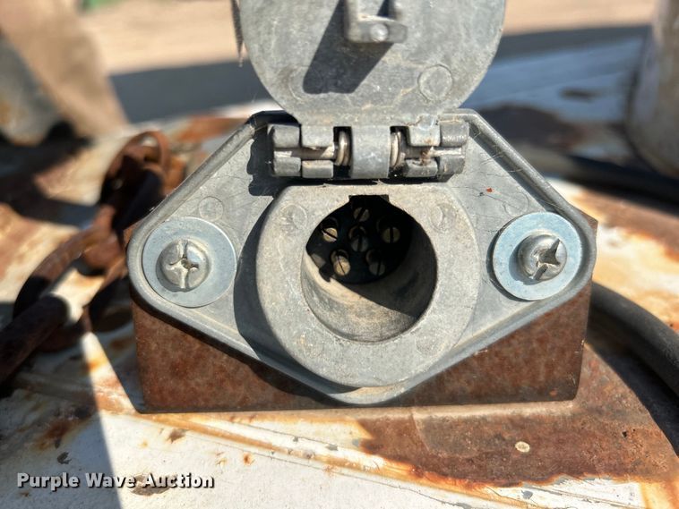 image for item DO1033 2002 W-W Trailers enclosed cargo trailer